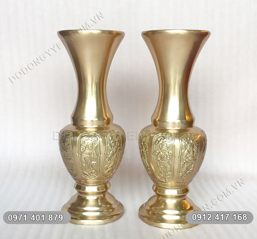 Đ&ocirc;i lọ hoa bằng đồng v&agrave;ng nguy&ecirc;n chất chế t&aacute;c v&ocirc; c&ugrave;ng tinh xảo